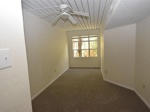 5th image of 2402 W Azeele St Unit 426
