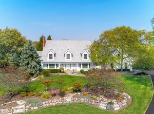 21095 N Prestwick Dr, Barrington, IL 60010