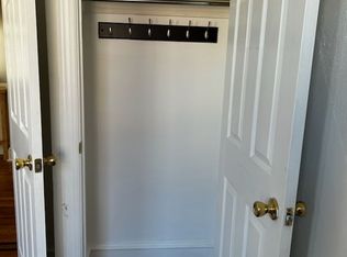 725 S 4th St #3F, Philadelphia, PA 19147