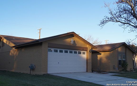 2nd image of 6303 Sunset Haven St
