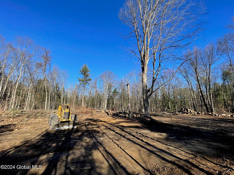3rd image of L19.5 Brookline Road