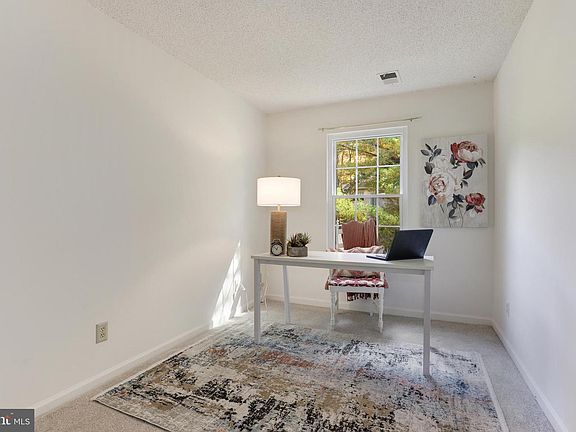 5th image of 12107 Green Ledge Ct APT 302