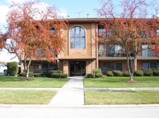 11105 Heritage Dr APT 1D, Palos Hills, IL 60465