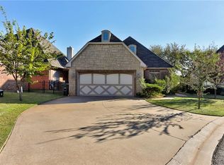 4616 Olde Village Cir, Edmond, OK 73013