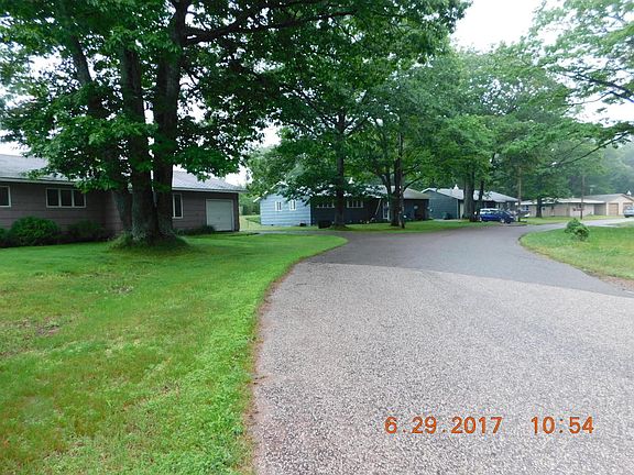 3rd image of 3403 S Reynolds Ln