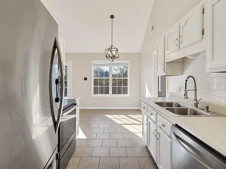 7775 Shadow Elm Ln — Photo 21