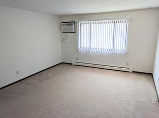 4570 Vasey Ave APT 4, Marion, IA 52302