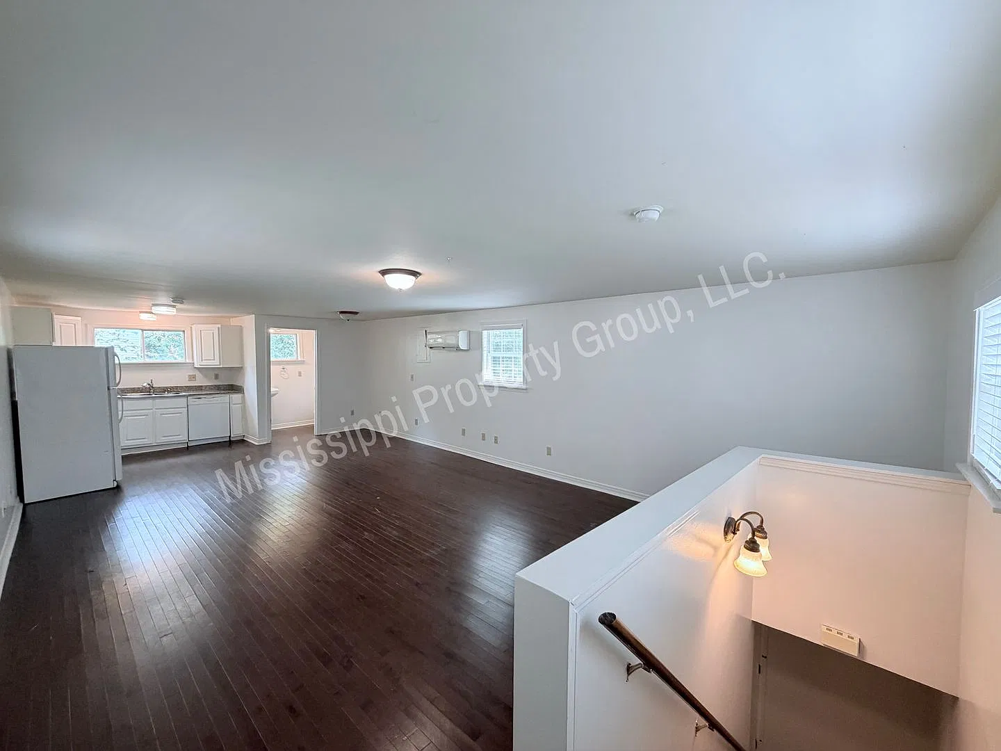 1BR/1BA For Rent — Photo 2