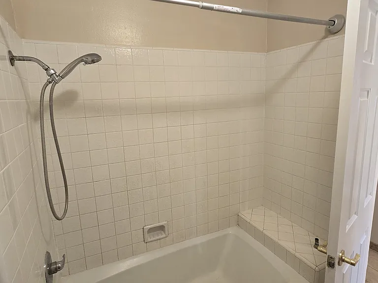 19610 Lusk Ave — Photo 11