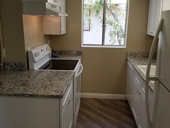 5th image of 2023 N Hunt Cir APT 201