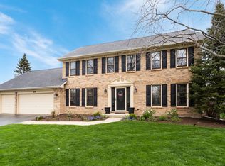 205 Northampton Dr, Oswego, IL