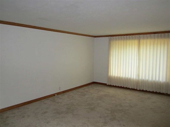 3rd image of 17365 Brandel Ave