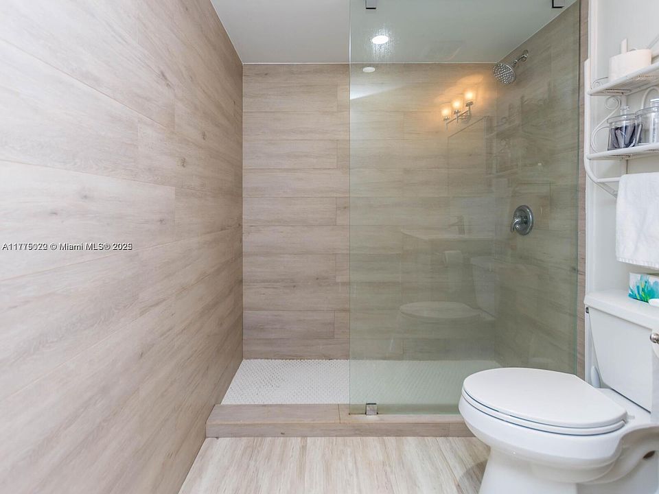 1st image of 2401 Collins Ave #512A