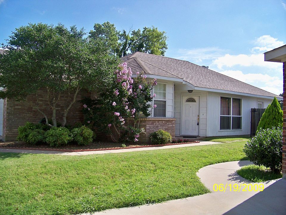 1st image of 849 Bentree Dr