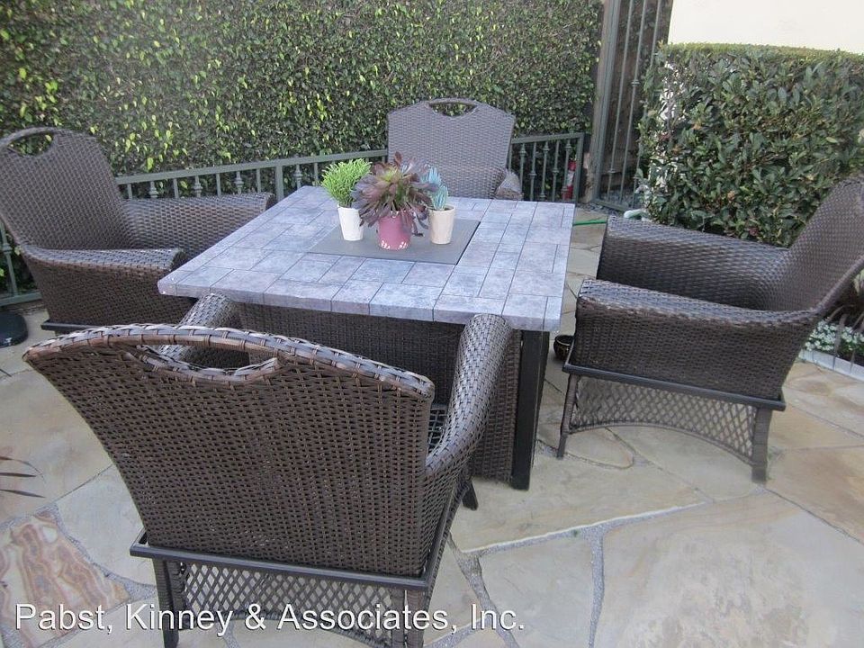 1st image of 211 La Verne Ave