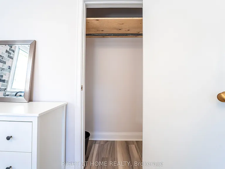 47 Marshall Ave — Photo 18