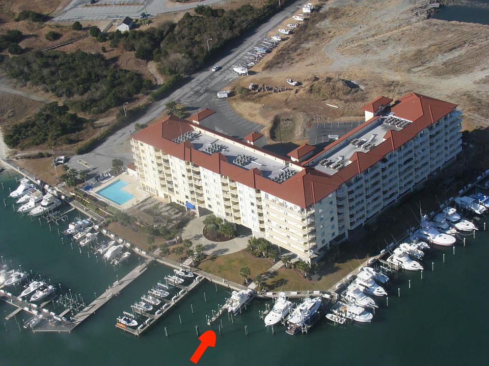 2nd image of 100 Olde Towne Yacht Club Rd #D11