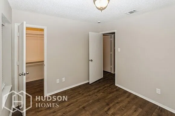 630 Little Ln — Photo 5