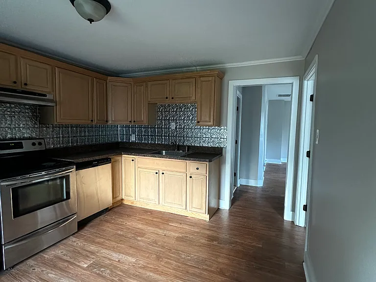 176 Bristol St #2 — Photo 39