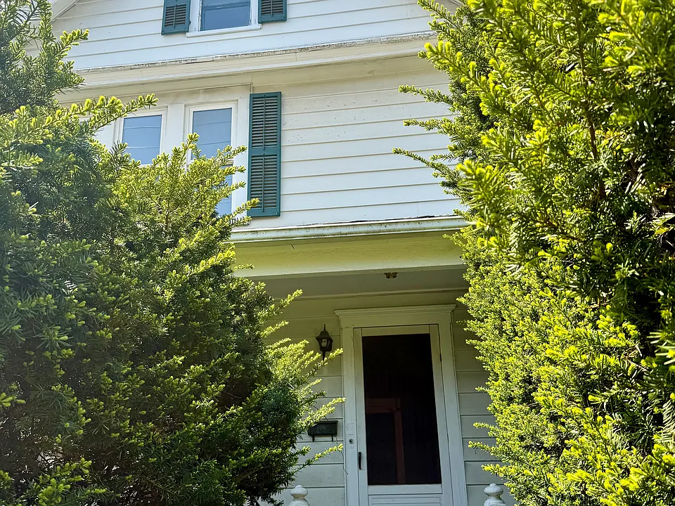 47 N Prospect St