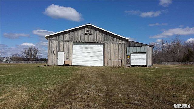 2nd image of 305 North End Rd