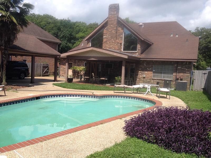 1st image of 2432 Chelsea Dr