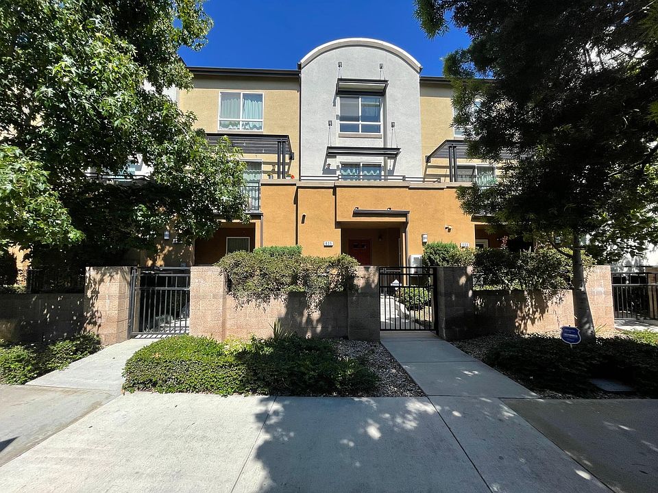 1st image of 8620 Belford Ave APT 605