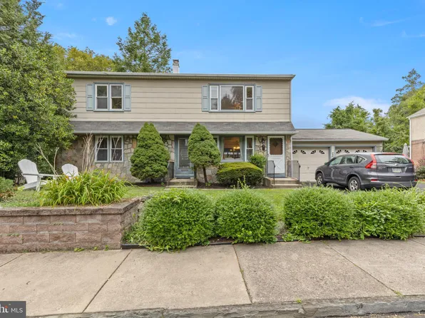 209 Hillside Ave, Jenkintown, PA 19046