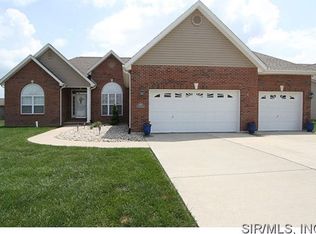 3307 Terrace View Ct, Millstadt, IL 62260
