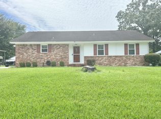 31 Delaware Rd, Goose Creek, SC 29445