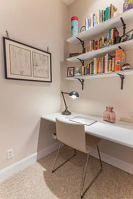 Sold by RealtyTopia | media 23