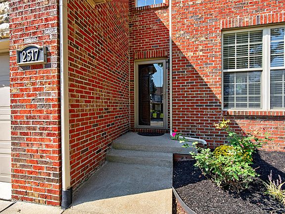 3rd image of 2517 Denburn Ct