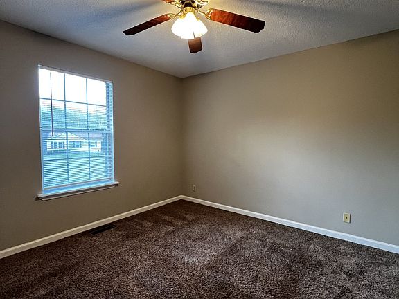 2nd image of 716 Anita Ct