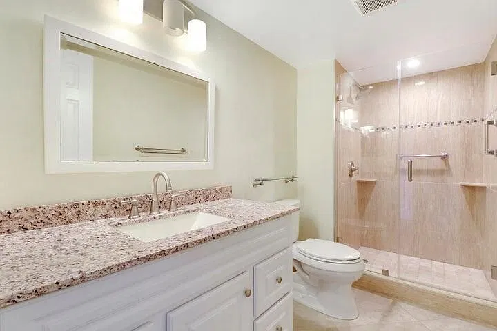 2 bed, 2.0 bath, 1006 sqft, $2,500 — Photo 4