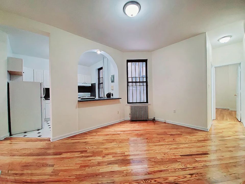 1st image of 624 11th St #2
