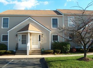 12C The Hamlet, Enfield, CT 06082