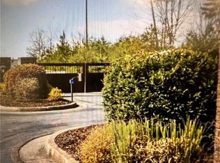 6039 Bluewater Blvd #63, Gainesville, GA 30506