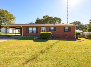 709 Hicks Ave, Livermore, KY 42352