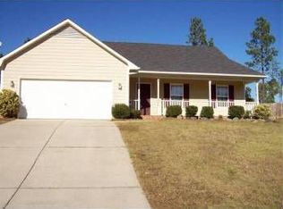 346 Somerset Dr, Raeford, NC 28376