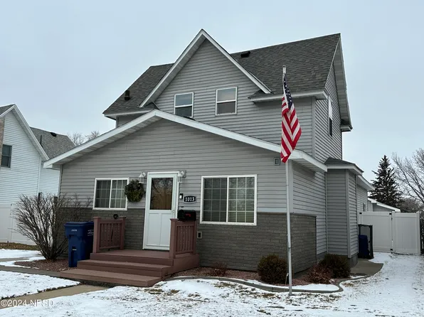 1013 2nd Ave SE, Watertown, SD 57201