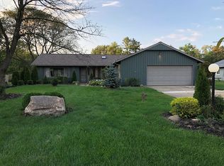5660 Tree Moss Ln, North Ridgeville, OH 44039
