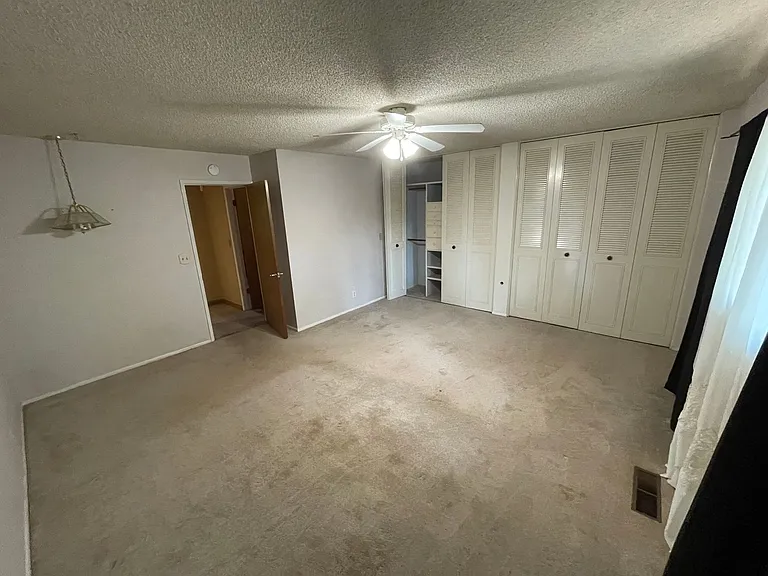 1822 Arrowhead Dr — Photo 9