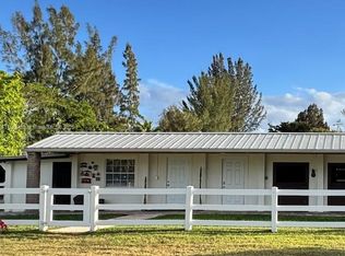 17220 SW 46th St, Southwest Ranches, FL 33331