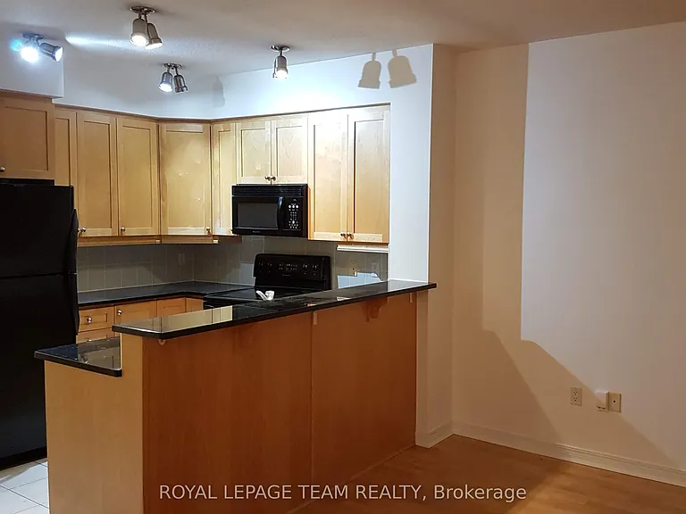 570 Laurier Ave W #1801 — Photo 15