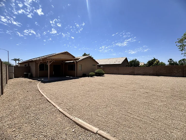 9138 W Ross Ave — Photo 39