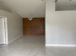 5570 32nd Ave SW, Naples, FL 34116