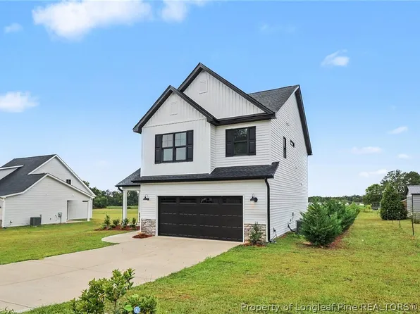 700 Brown Rd, Clinton, NC 28328