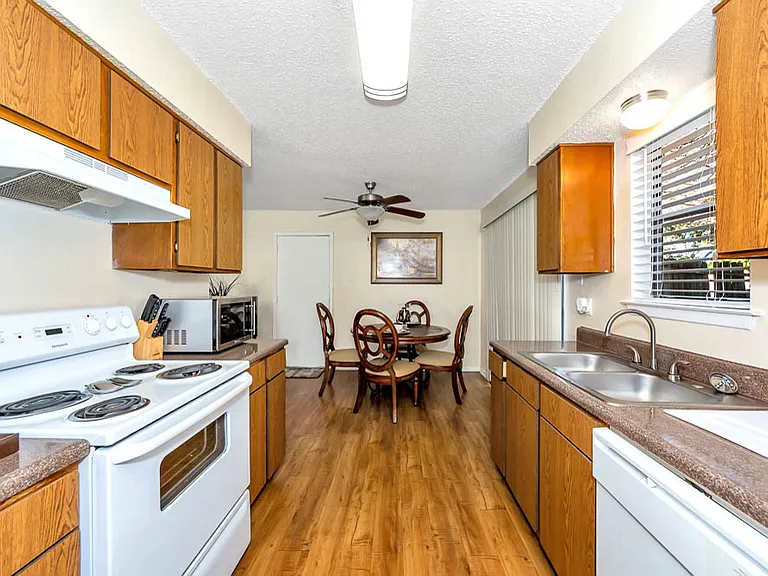 Cedar Ridge Townhomes — Photo 13