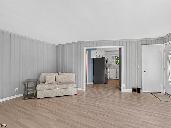 5th image of 5547 West Blvd NW
