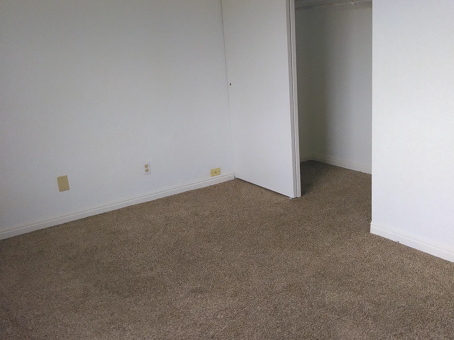 3 bed, $1,195 — Photo 4